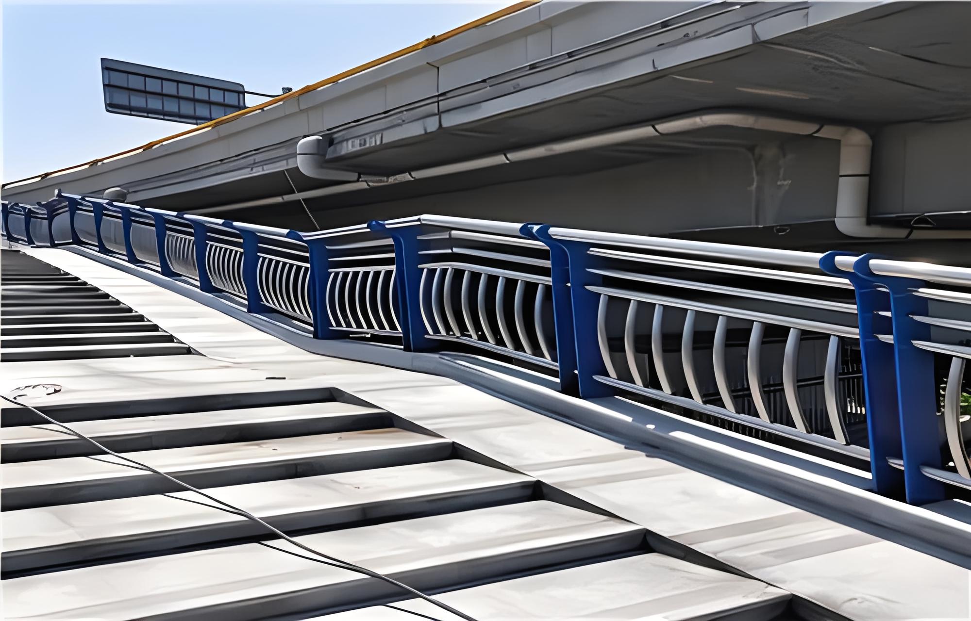 烟台不锈钢桥梁护栏维护方案：确保安全，延长使用寿命